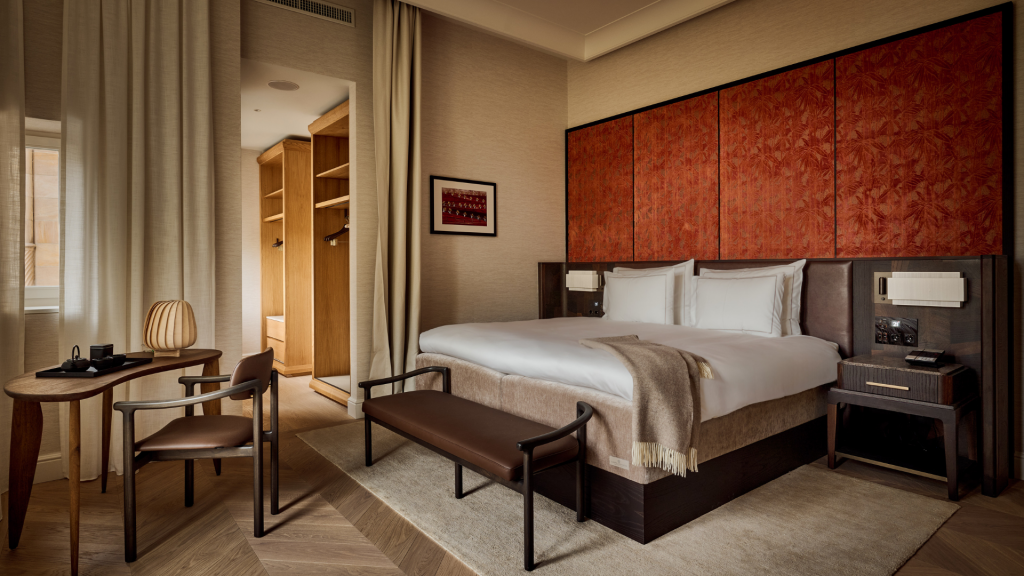 The Florentin Frankfurt Villa Tea Master Suite