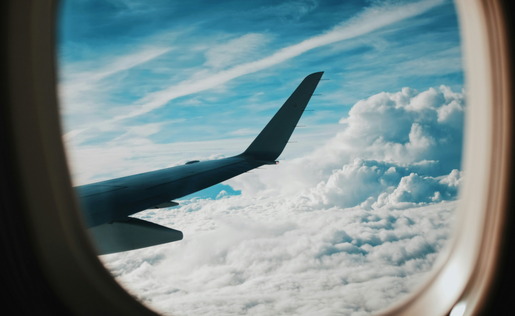 Flugzeug Fenster Symbolbild