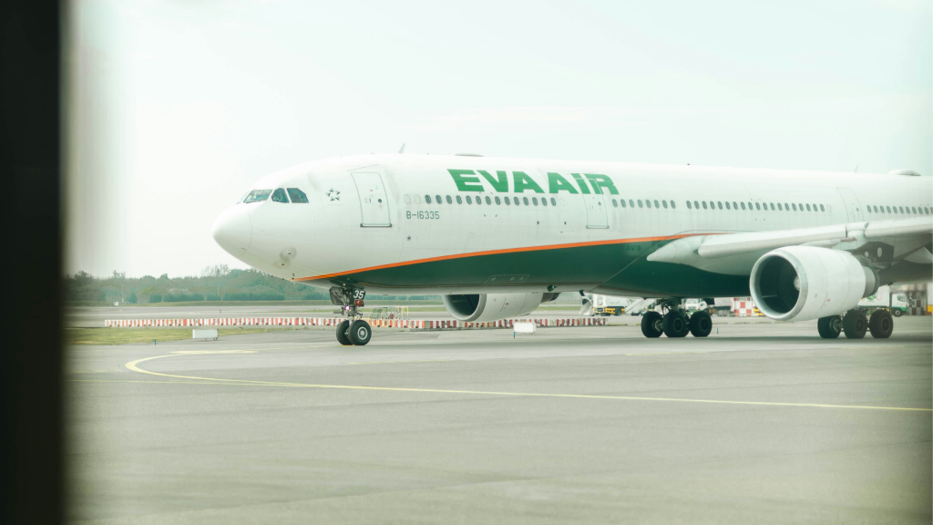 Boeing 777 Eva Air