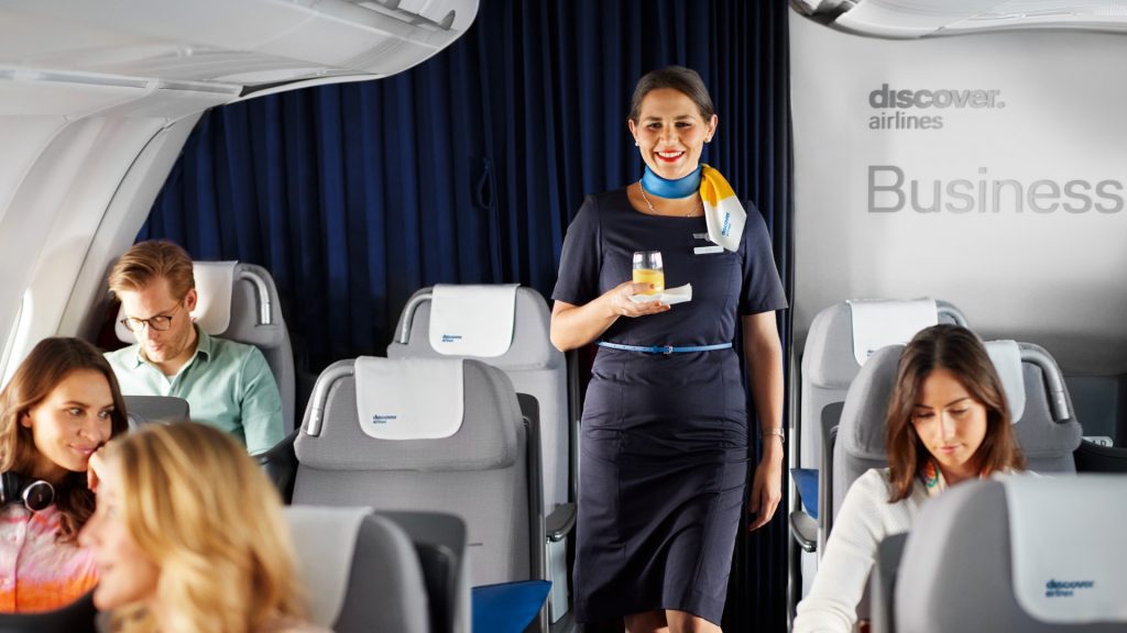 DiscoverAirlineBCCrew 1