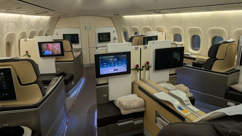 First Class Lufthansa Boeing 787 8