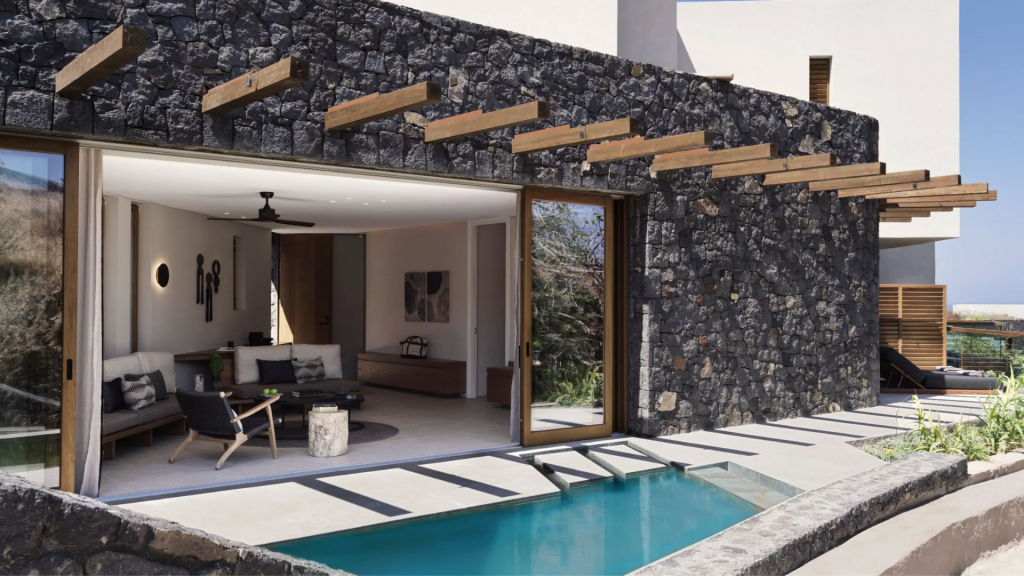 Magma Resort Santorini Magma Suite Pool