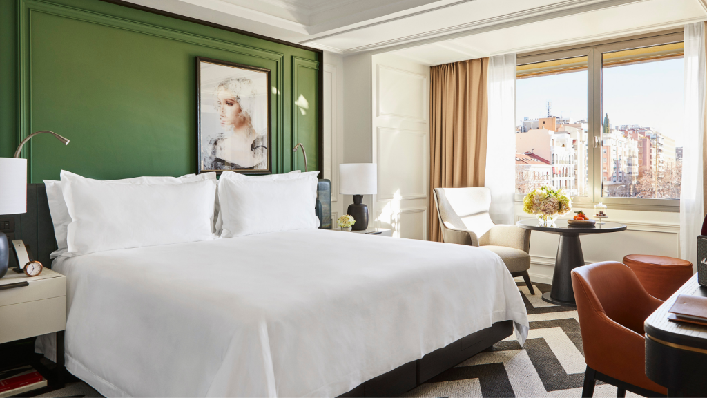 Rosewood Villa Magna Madrid Deluxe Zimmer