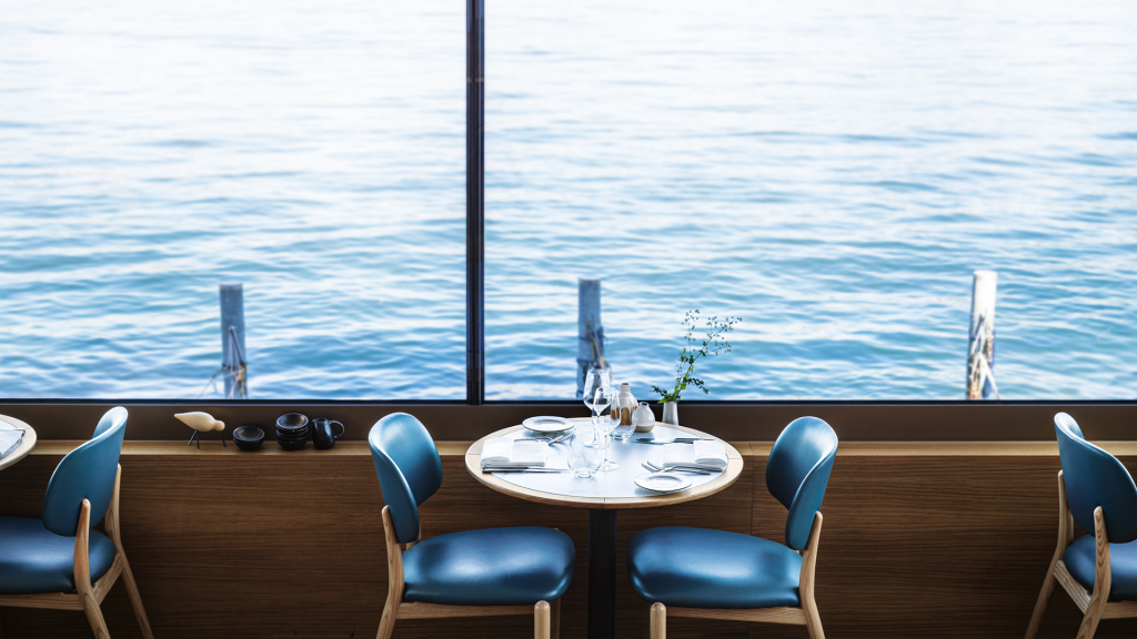 Alex Lake Zurich Restaurant