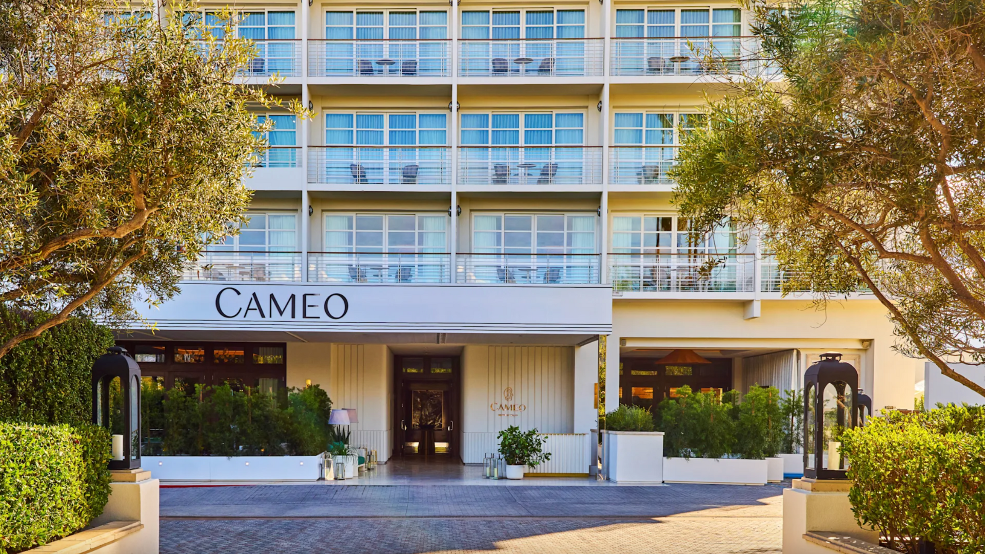 Cameo Beverly Hills LXR Hotel