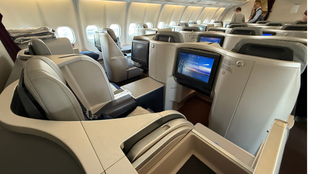 Malaysia Airlines Business Class Airbus A330 300