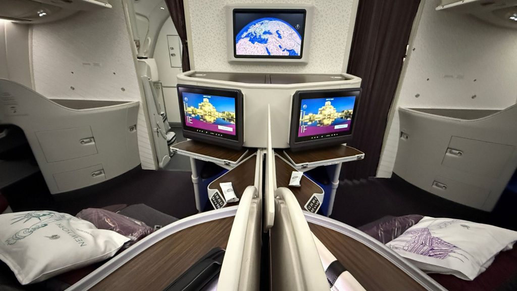 Qatar Airways Business Class Boeing 787 8 Sitze Mitte