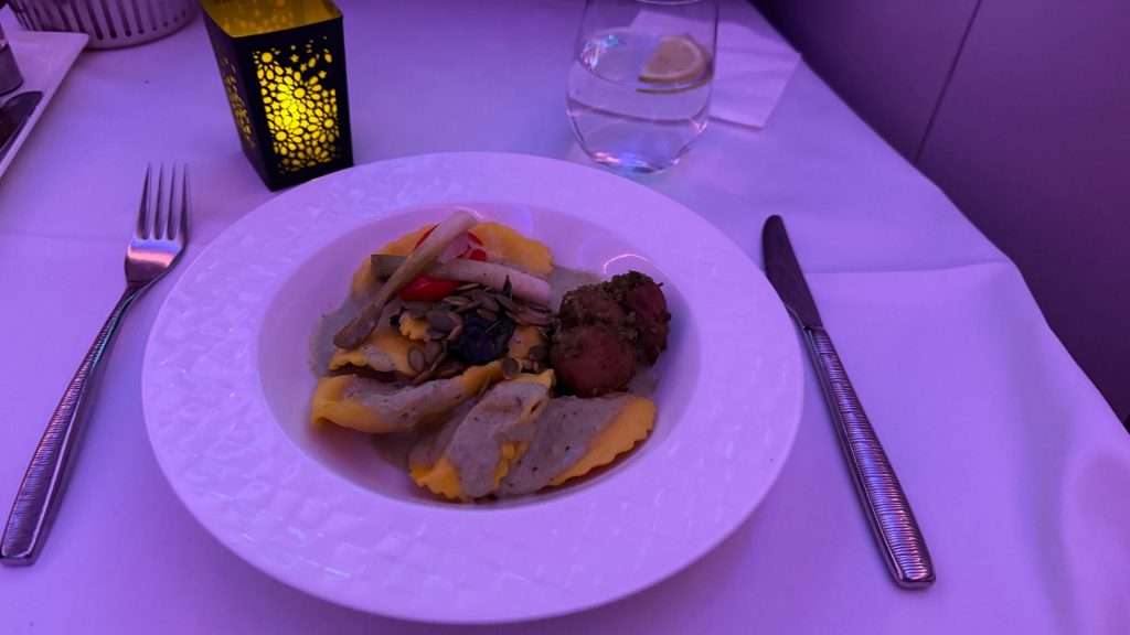 Qatar Airways Business Class Boeing 787 8 Vegetarisch