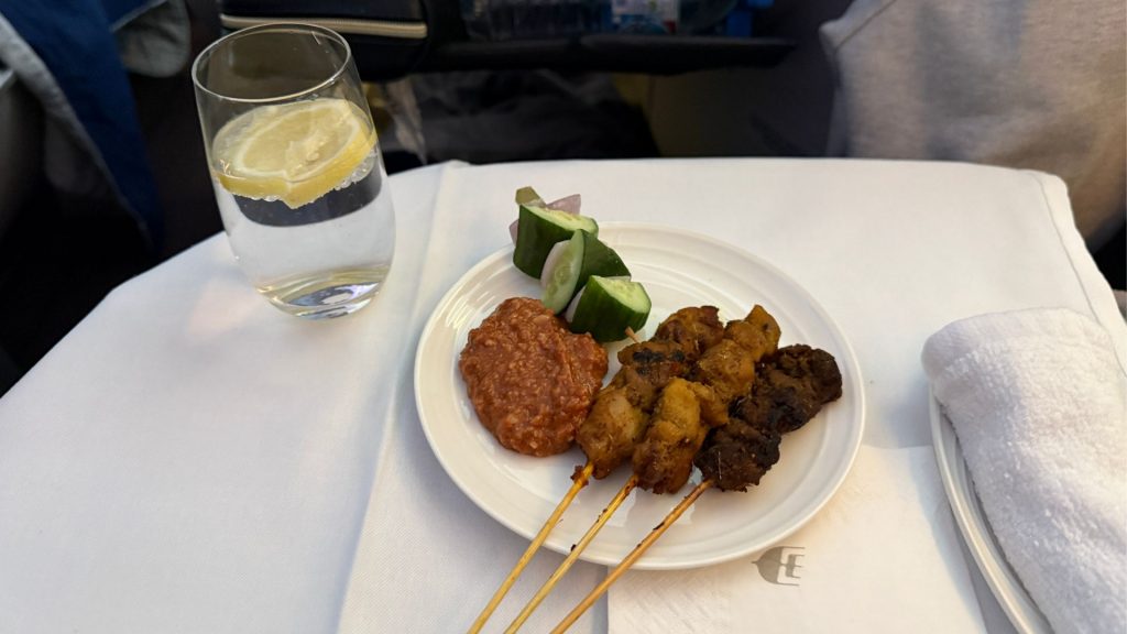 Malaysia Airlines Business Class Airbus A330-300 - Satay Auswahl