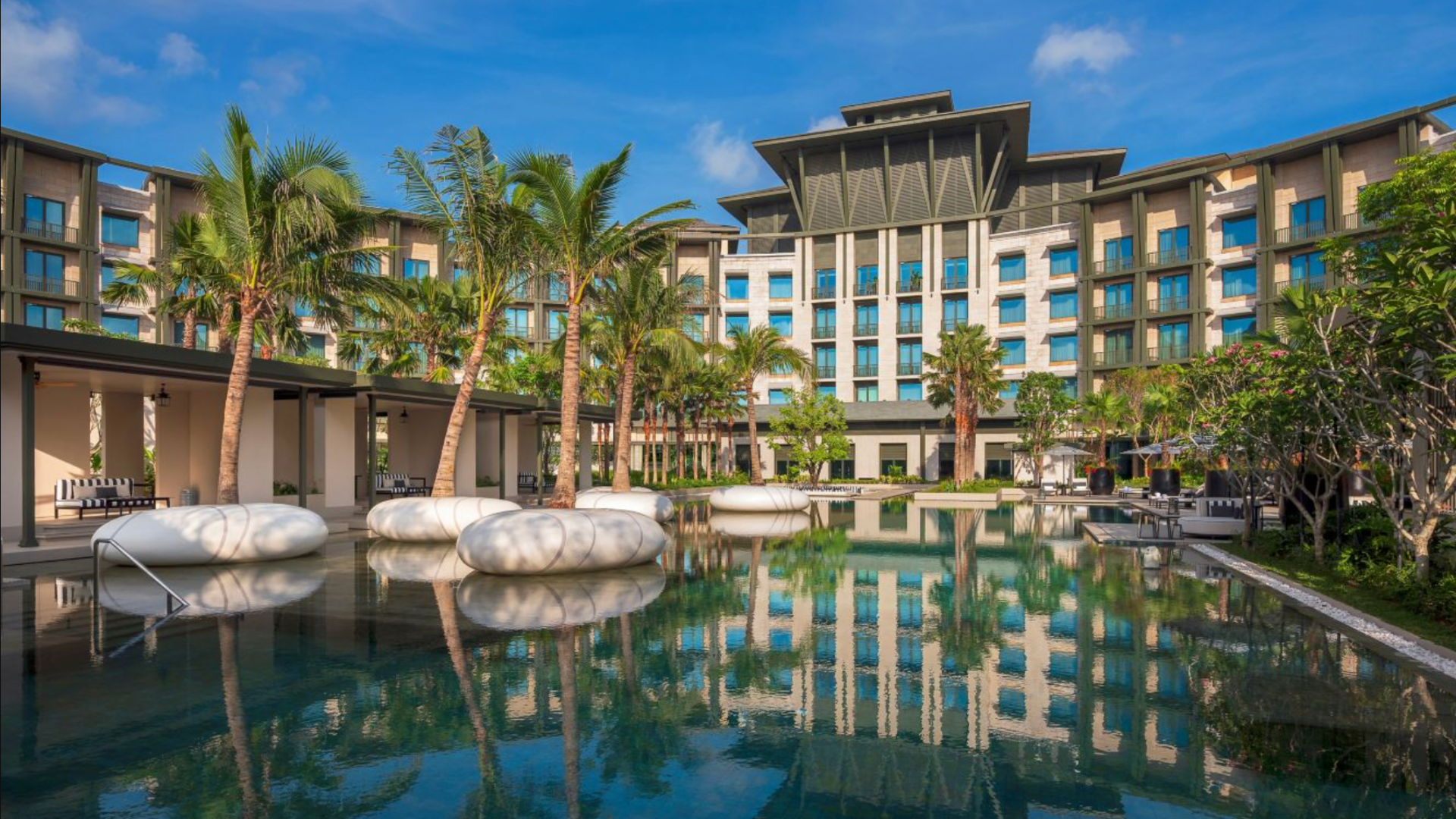 The Laurus Singapur Pool