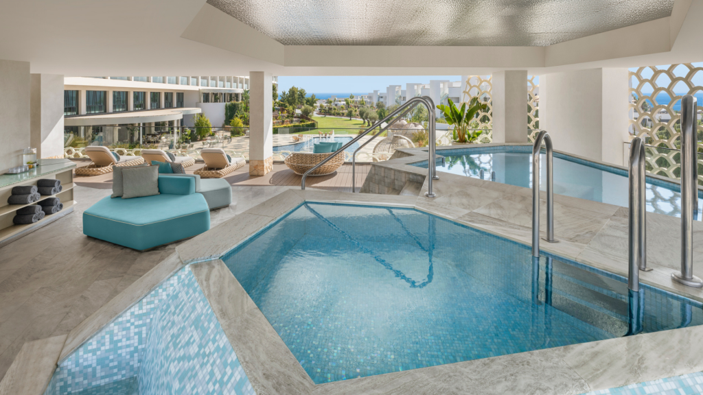 W Algarve Spa Pool