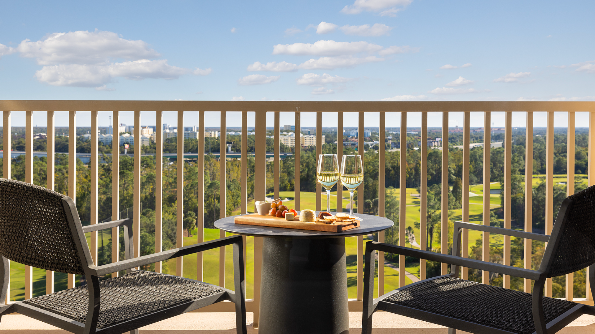 Waldorf Astoria Orlando Suite Wohnzimmer