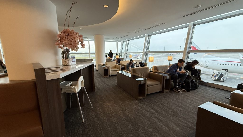 Malaysia Airlines Golden lounge Kuala Lumpur