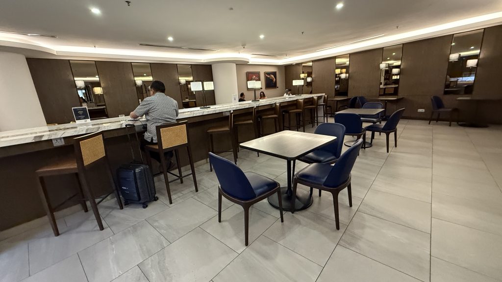 Malaysia Airlines Golden lounge Kuala Lumpur