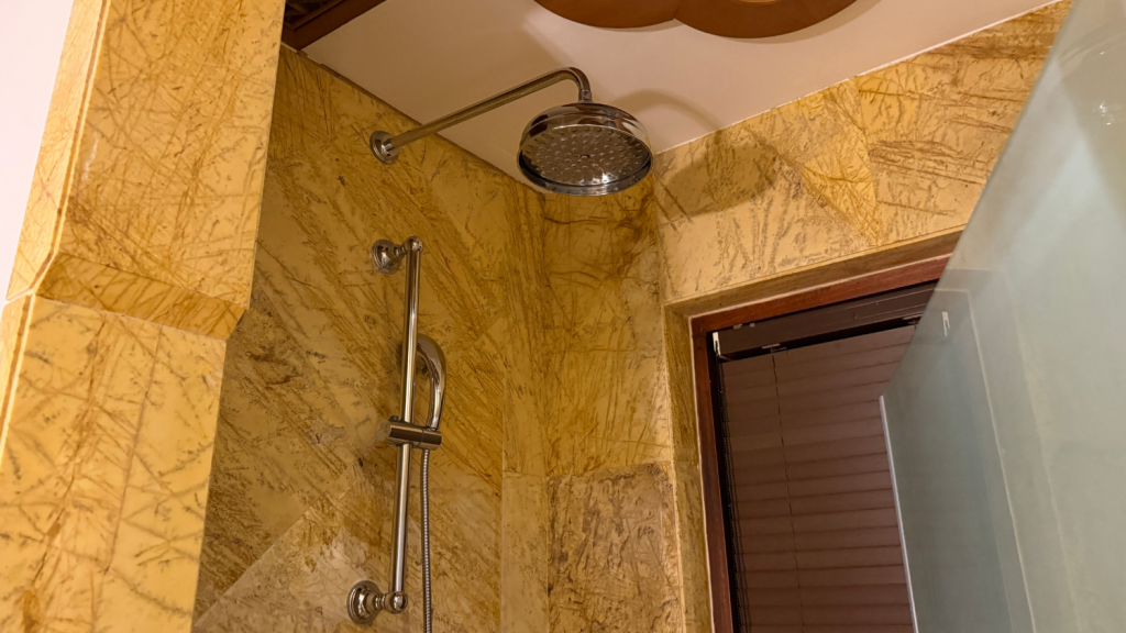 Four Seasons Resort Langkawi Dusche