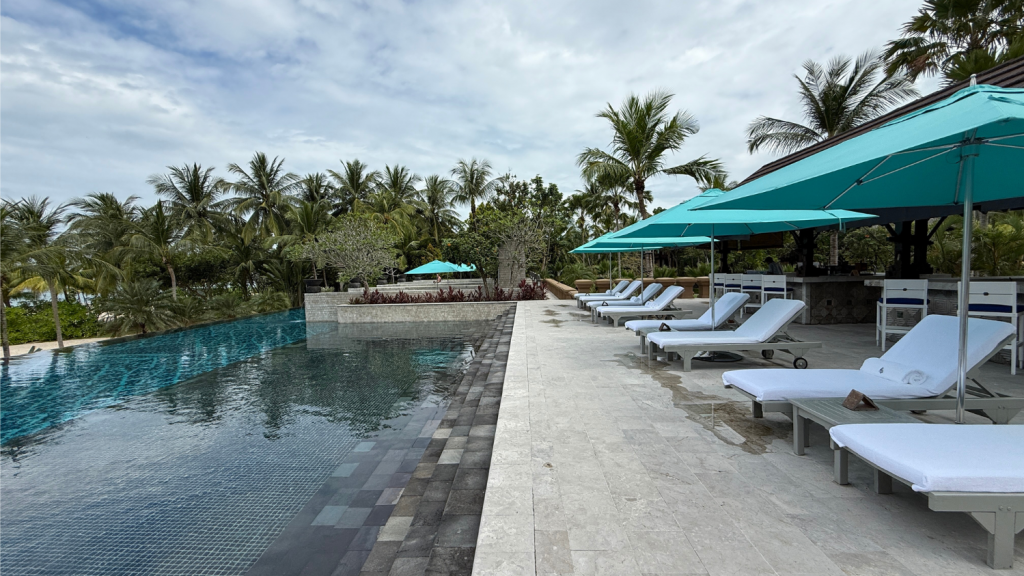 Four Seasons Resort Langkawi Poollandschaft