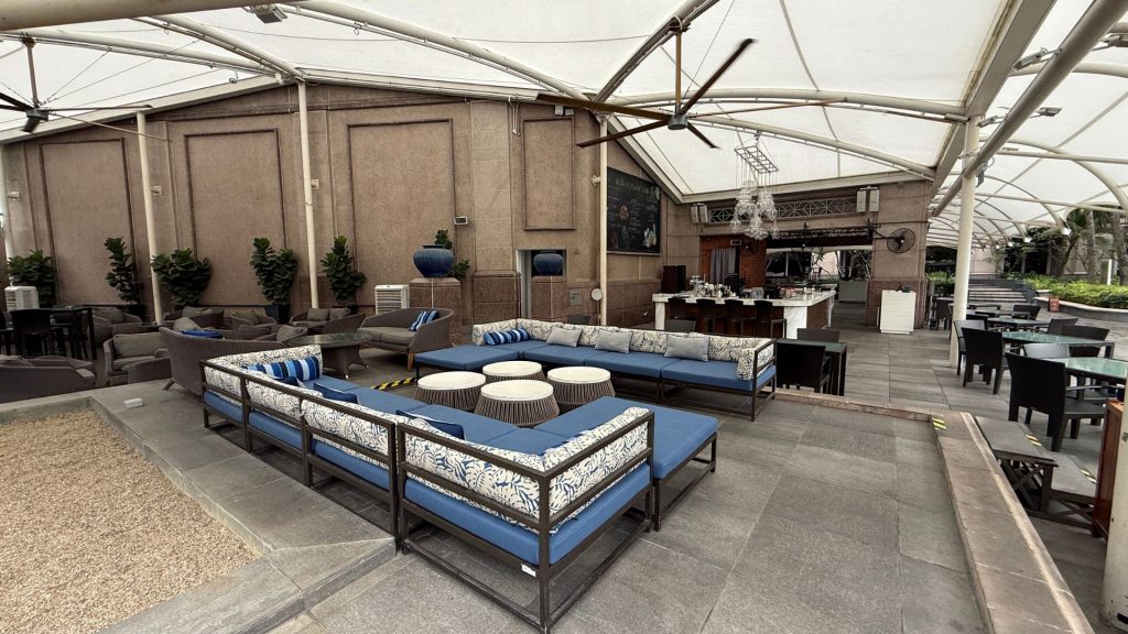 Mandarin Oriental Kuala Lumpur Lounges Am Pool