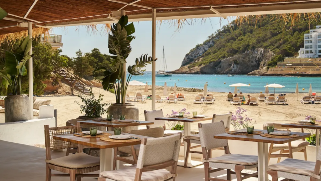 Mondrian Ibiza Sonrojo Beach Restaurant
