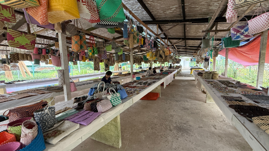 Mulu Marriott Resort Markt