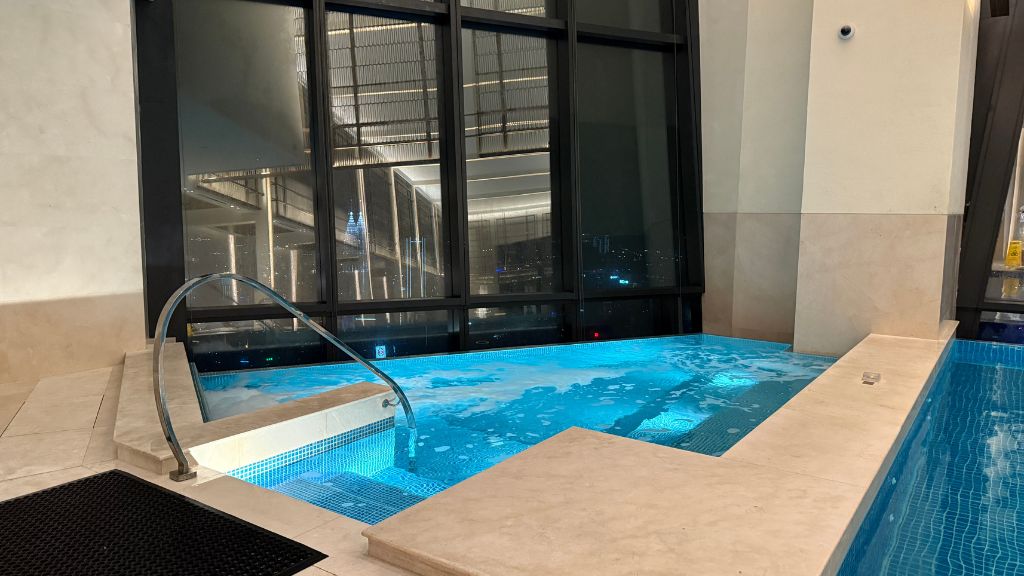 Park Hyatt Kuala Lumpur Wellness Pool Jacuzzi