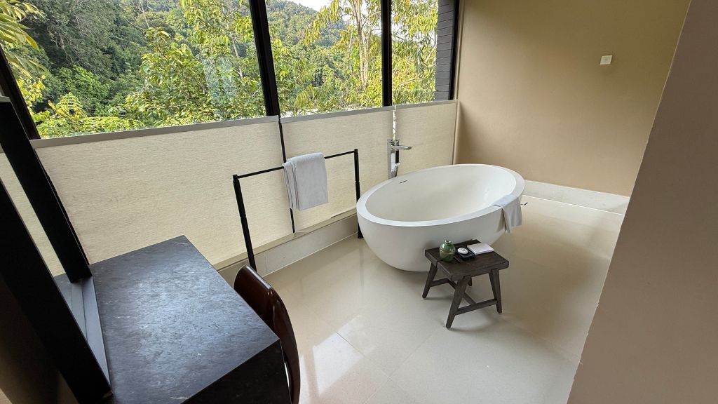 The Ritz Carlton Langkawi Villa Badewanne (2)