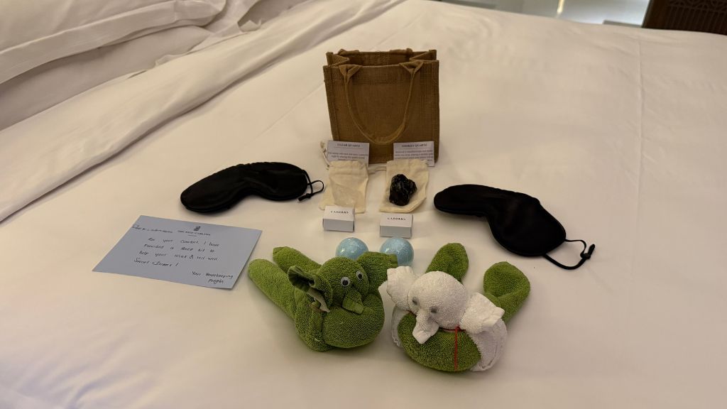 The Ritz Carlton Langkawi Villa Schlafzimmer Geschenk