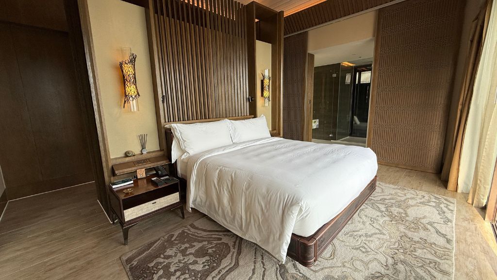 The Ritz Carlton Langkawi Villa Schlafzimmer