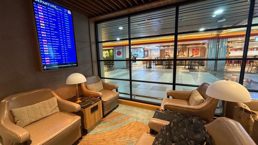 Travel Club Lounge Kota Kinabalu Beistelltische