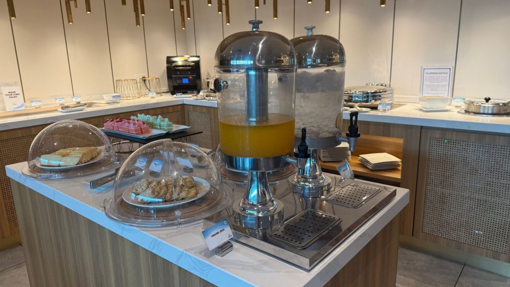 Travel Club Lounge Kota Kinabalu Buffet