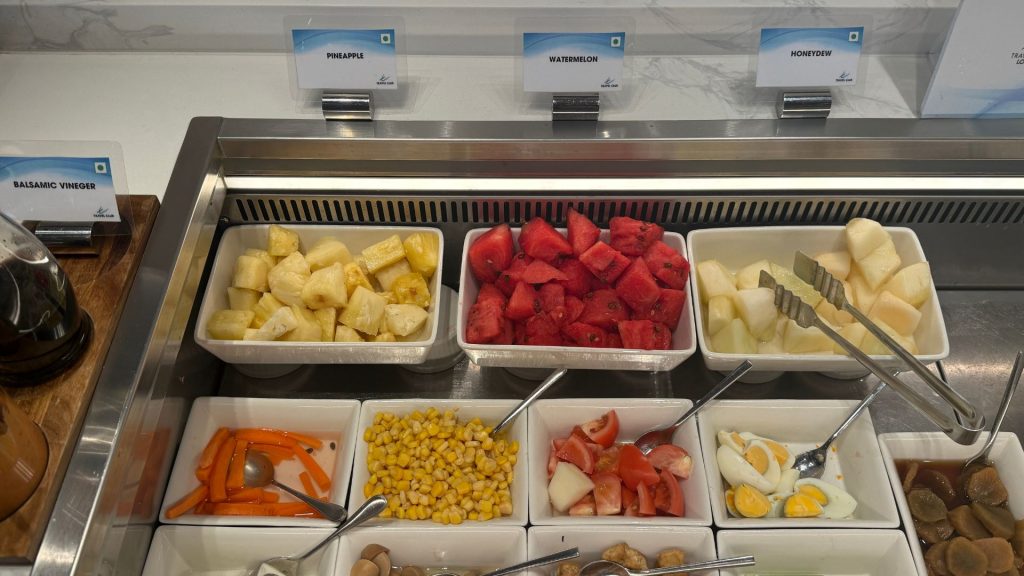 Travel Club Lounge Kota Kinabalu Buffetauswahl