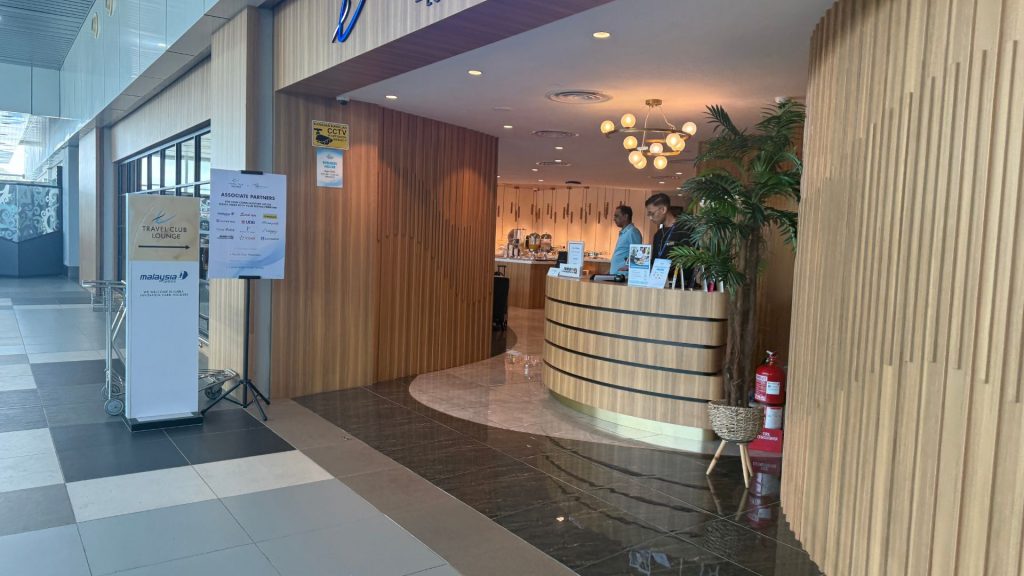 Travel Club Lounge Kota Kinabalu Rezeption