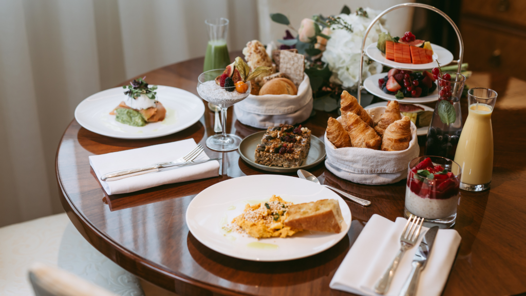 Vier Jahreszeiten Kempinski Muenchen Roomservice