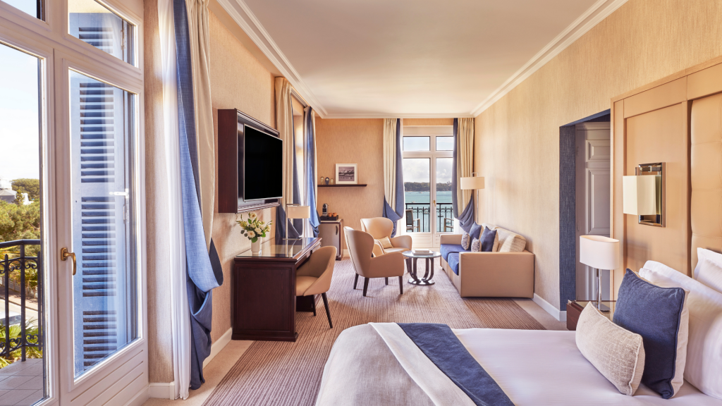 Barriere Grand Hotel Dinard Junior Suite