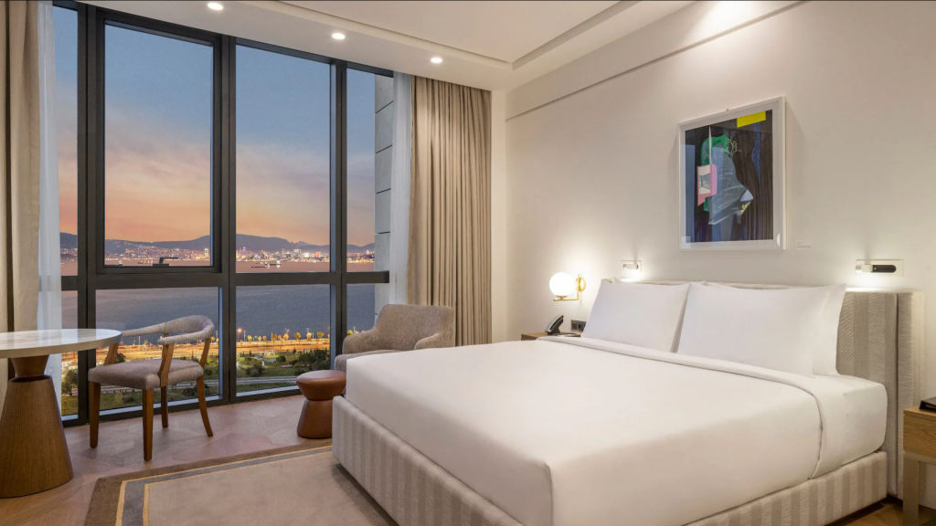 Grand Hyatt Izmir IstinyePark Zimmer