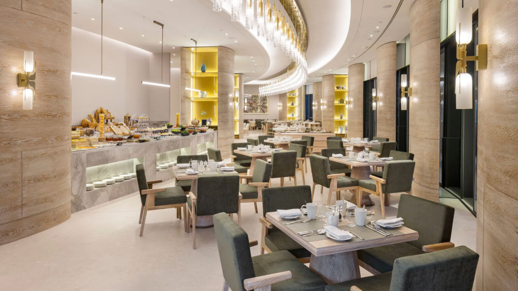 Grand Hyatt Izmir IstinyePark Bay Restaurant