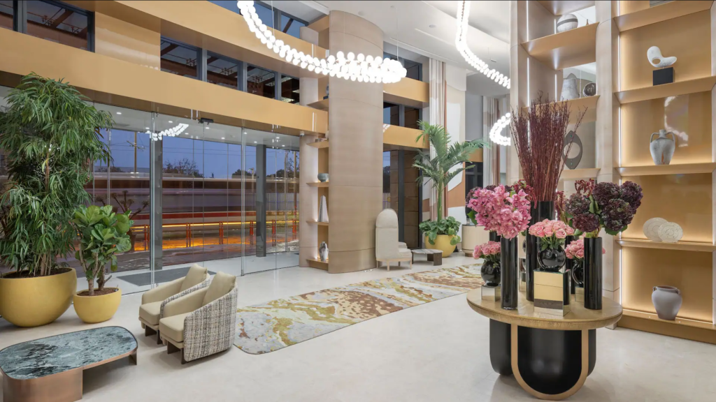 Grand Hyatt Izmir IstinyePark Lobby