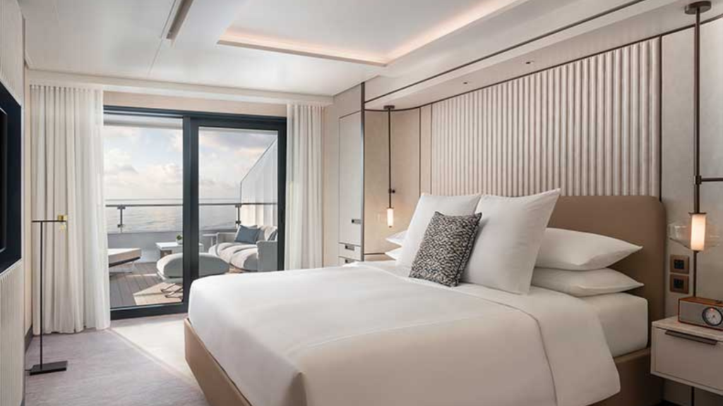 Ilma Ritz Carlton Yacht Suite