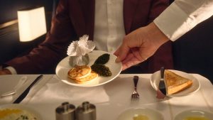 Lufthansa First Class Neuer Kaviarservice
