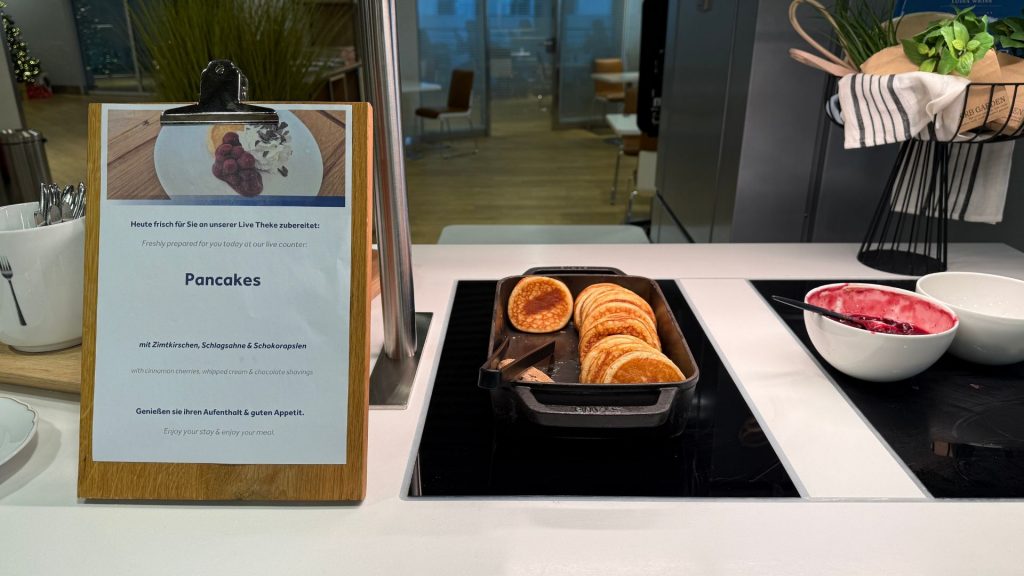 Lufthansa Senator Lounge Duesseldorf Pancake Buffet