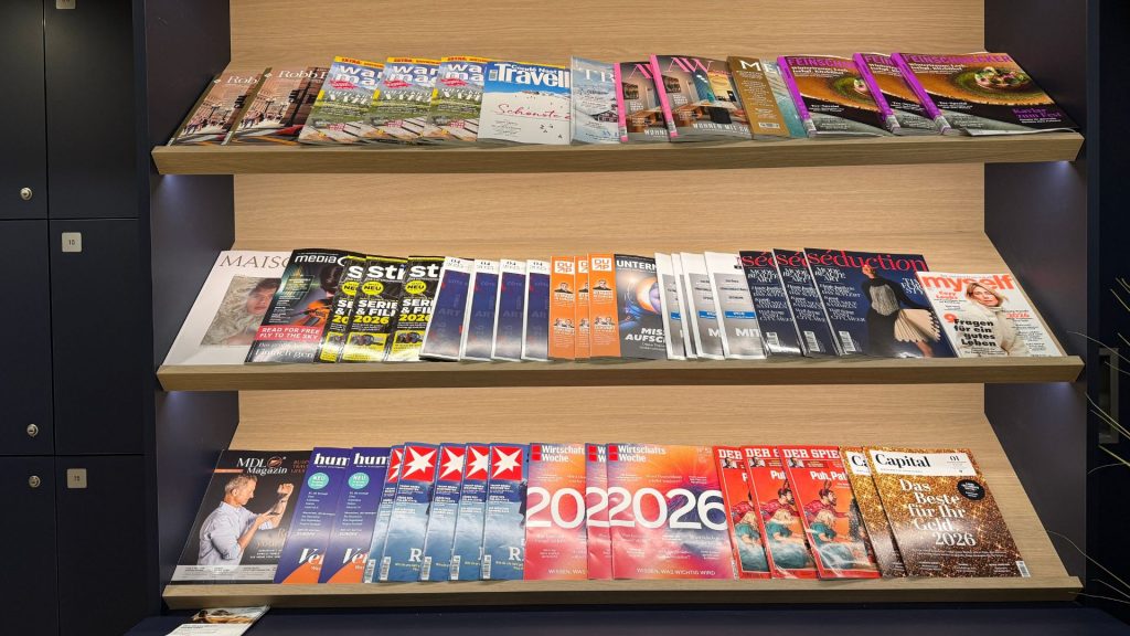 Lufthansa Senator Lounge Duesseldorf Zeitschriften