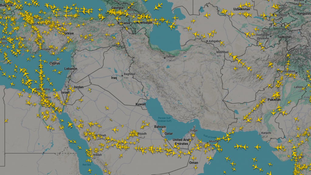 Flightradar24 Karte mit gesperrtem Luftraum im Nahen Osten im Maerz 2026
