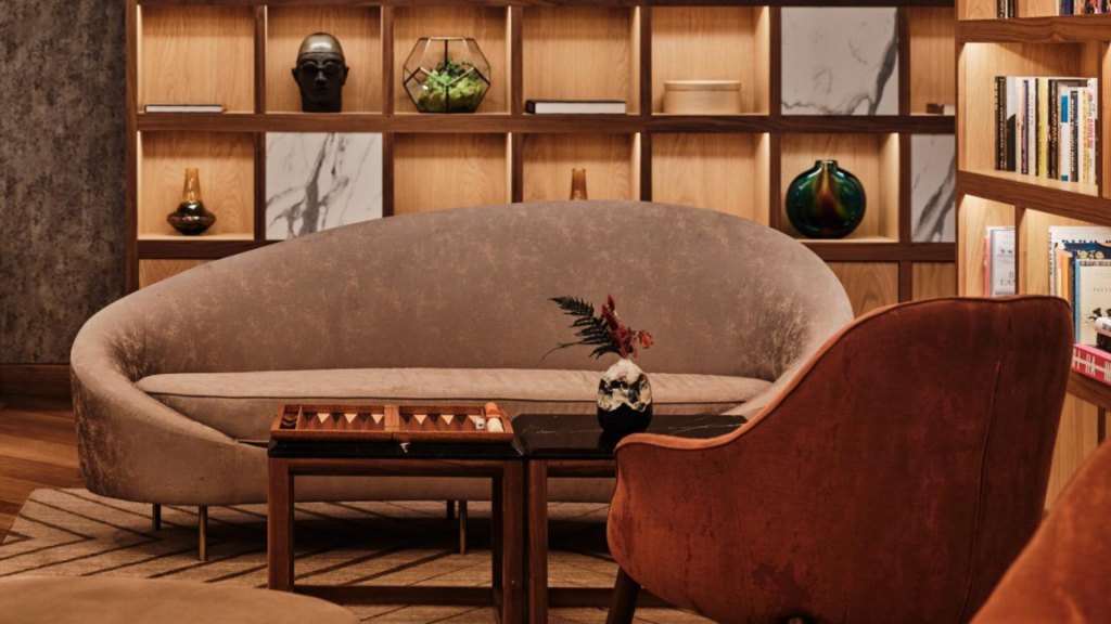 Middle Eight London Hotel Lounge