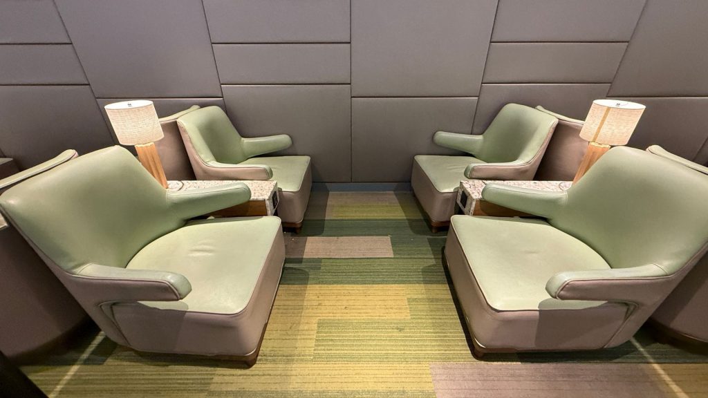 Plaza Premium Lounge Penang Sessel