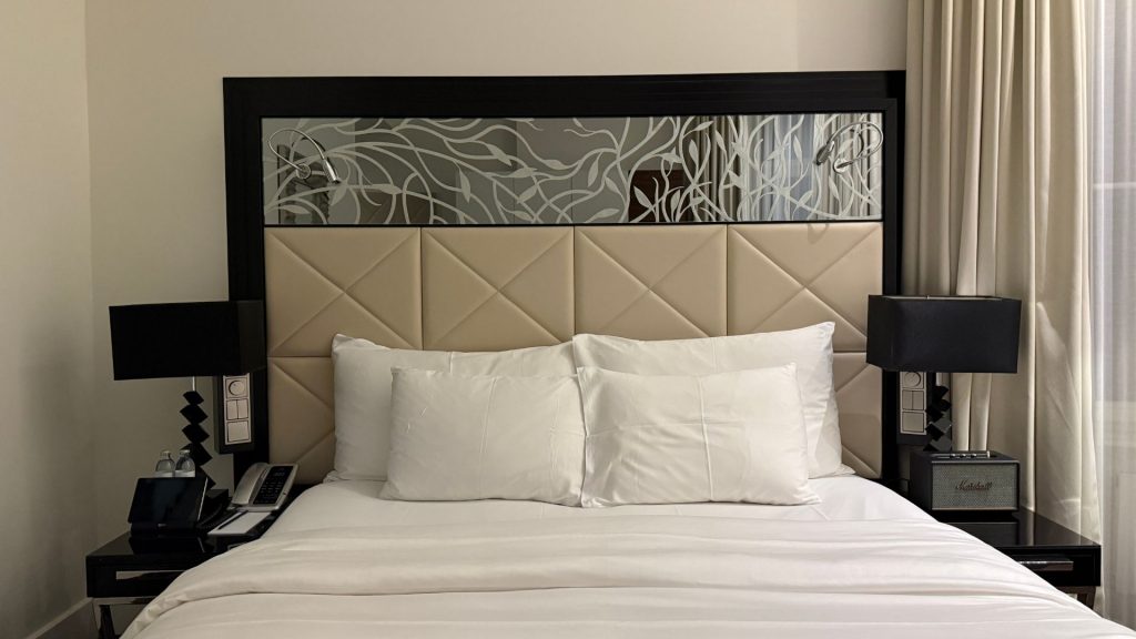 Roomers Berlin Steinplatz Bett 2 1