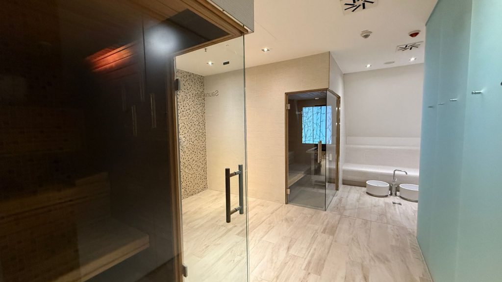 Roomers Berlin Steinplatz Blick Ins Spa