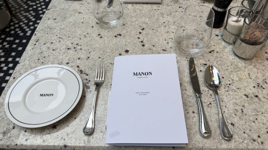 Roomers Berlin Steinplatz Brasserie Manon Fruehstueckskarte 1