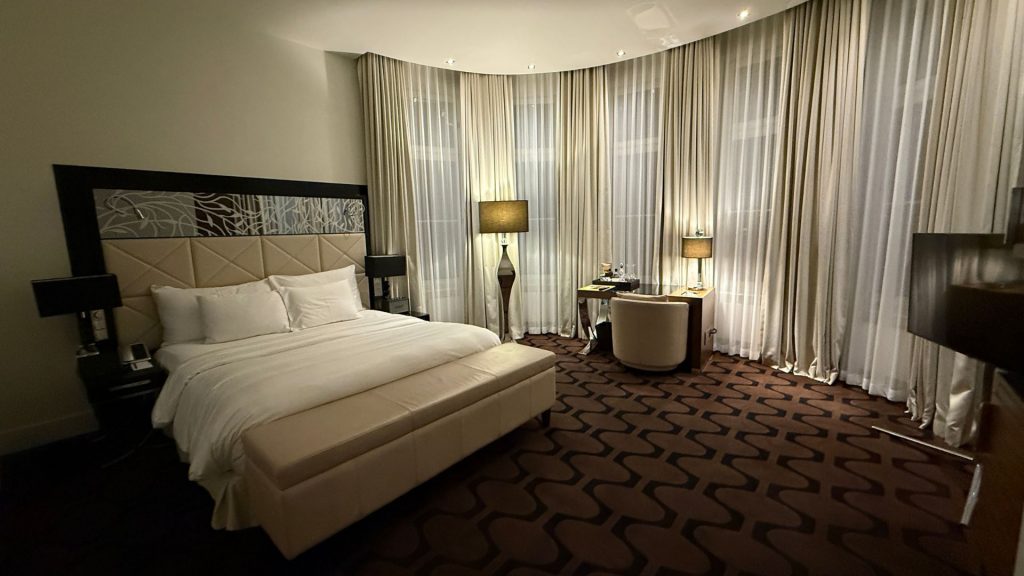 Roomers Berlin Steinplatz Zimmer 2