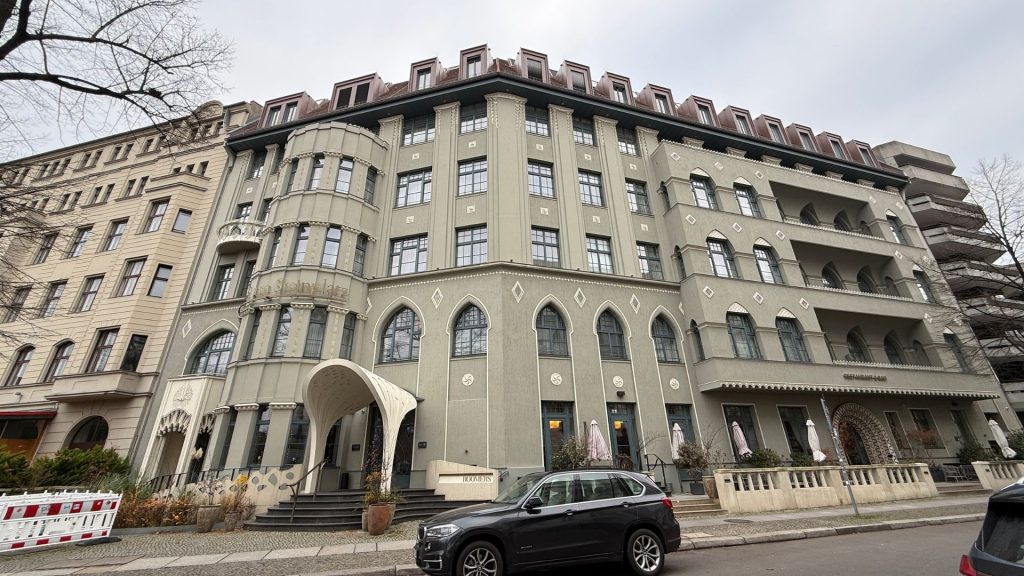 Roomers Berlin Steinplatz Von Außen 2 1