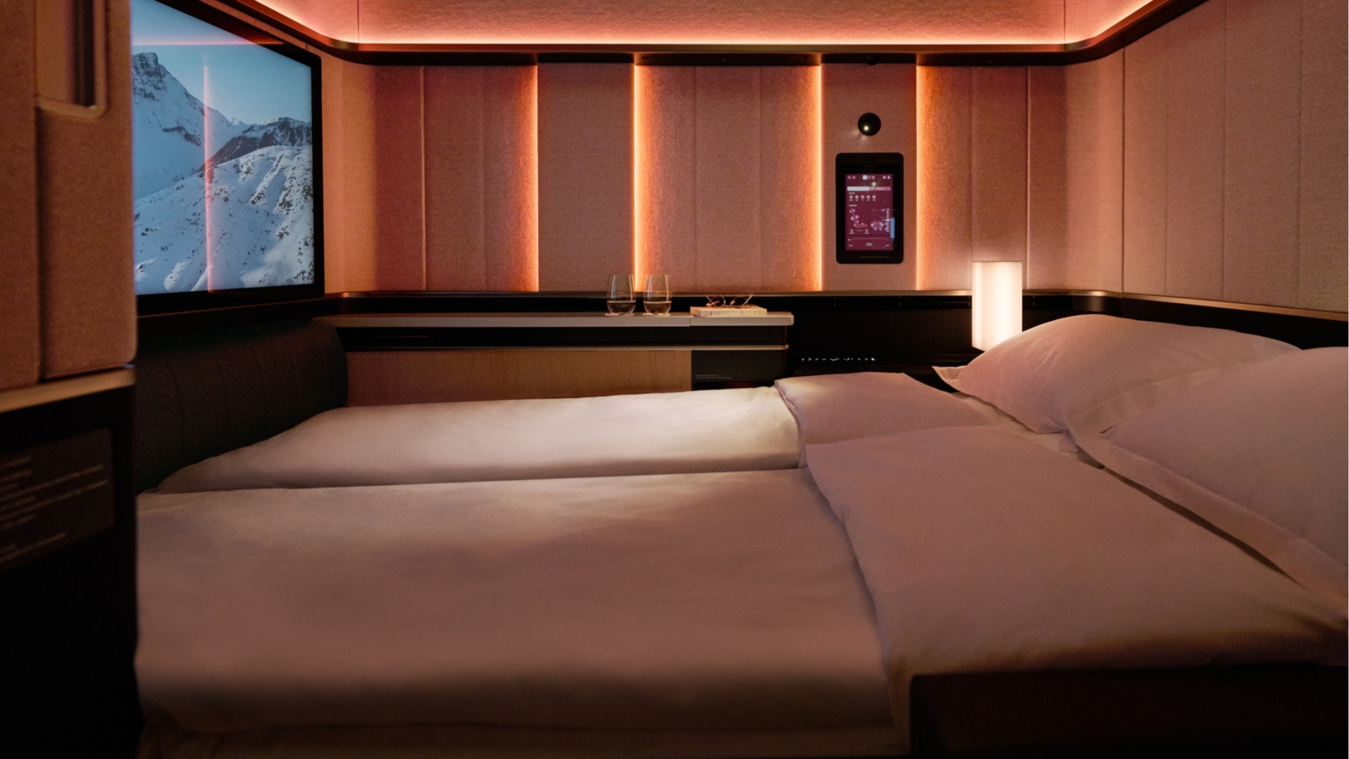 SWISS Airbus A350 900 Grand Suite