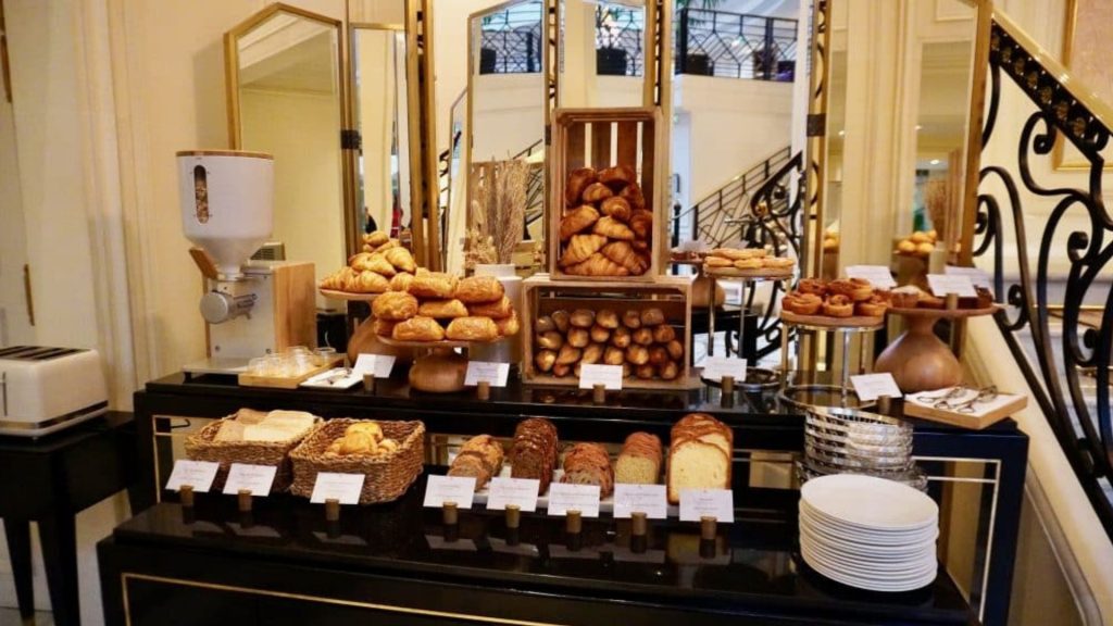 Shangri La Paris Brot Und Gebaeck